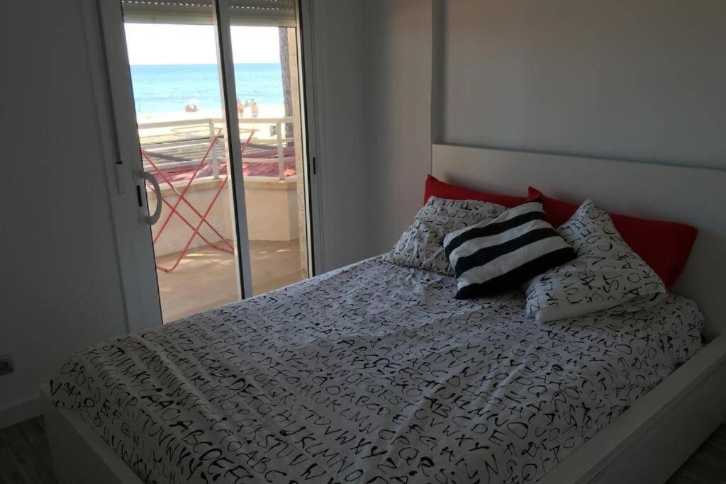 Apartment Con Vistas Al Mar En *